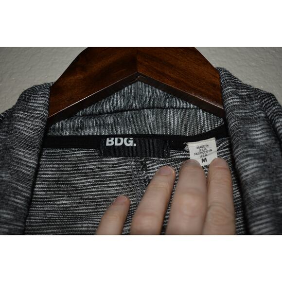BDG Gray Heathered Shaul Size M - Picture 3 of 3